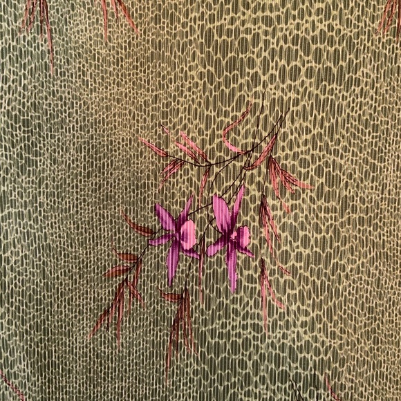 SOLD Reworked vintage green funky print tank top - Picture 4 of 5